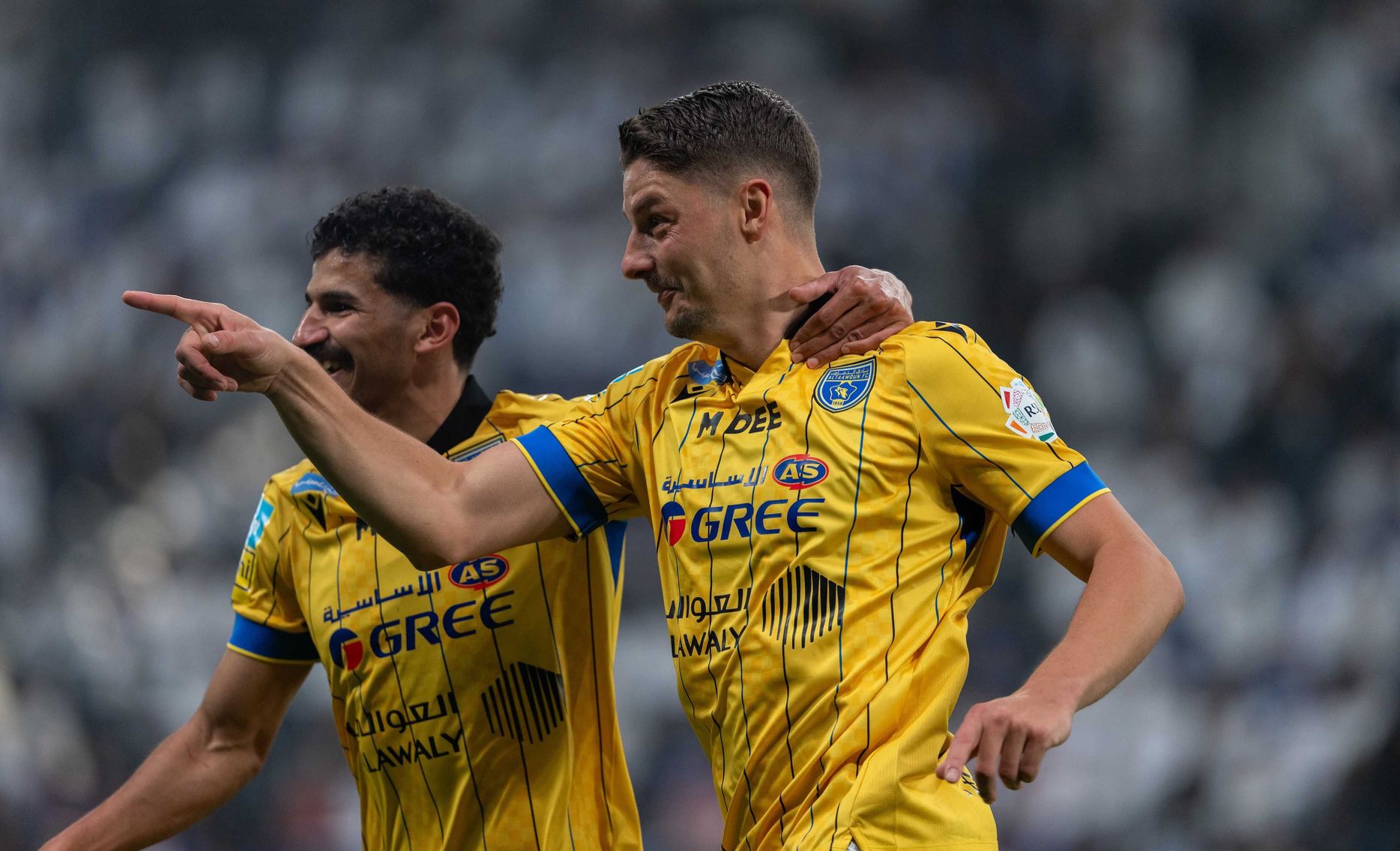 جيروتو نجمًا في مباراة الهلال والتعاون