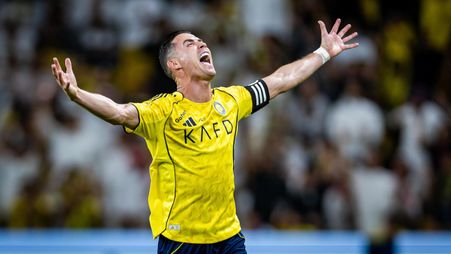 Cristiano Ronaldo scores for Al Nassr v Al Najmah
