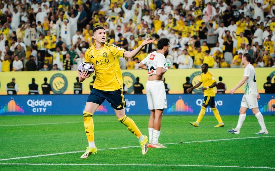 Abdullah Al Hamdan gets Al Nassr back on track with equaliser v Al Najmah