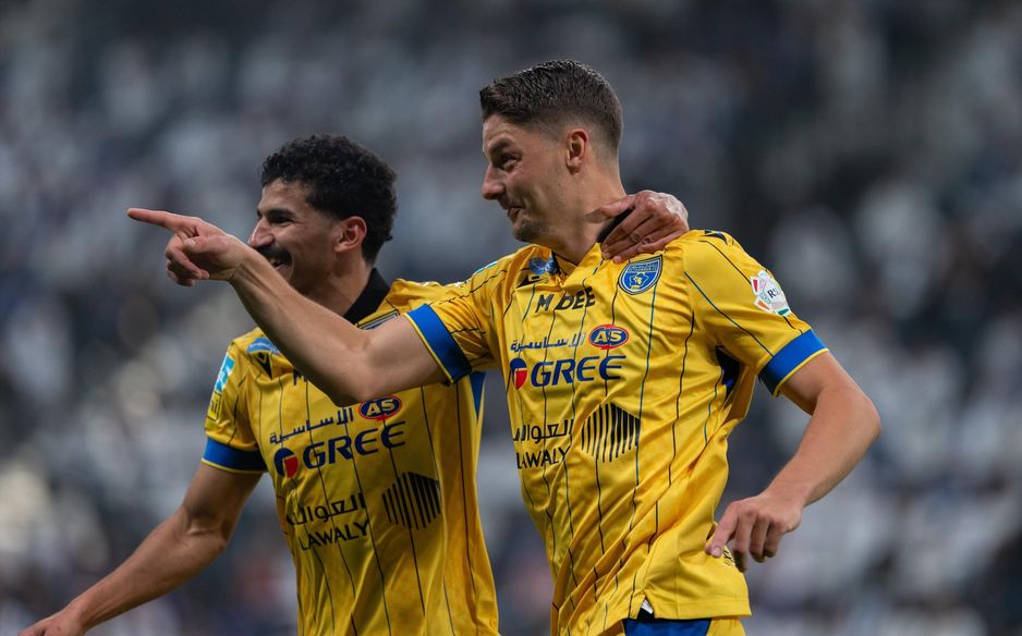 Andrei Girotto nets a brace in Al Taawoun's draw at Al Hilal