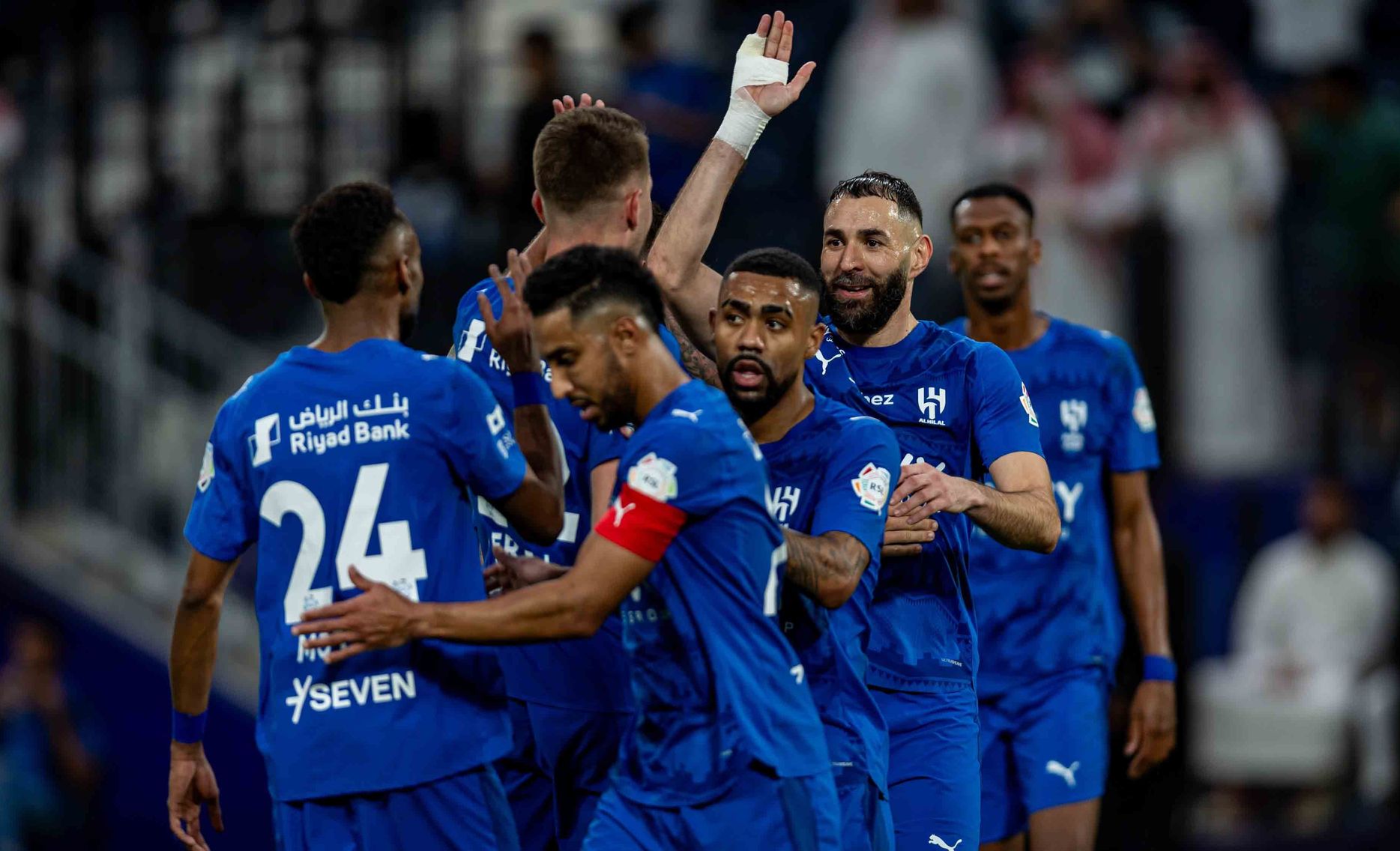 بنزيما يقود الهلال لأكبر انتصارين في الموسم