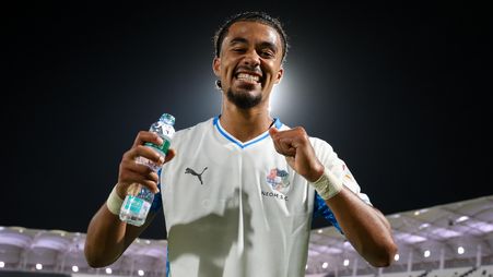 NEOM SC defender Nathan Zeze