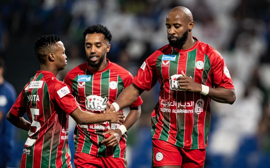 At Al Ettifaq, Mohau Nkota forms part of an attack featuring Moussa Dembele