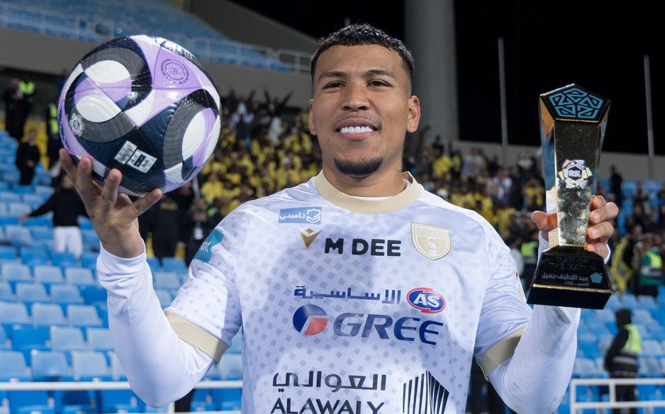 Al Taawoun's Roger Martinez with his match ball and Man of Match award after hat-trick at Al Riyadh