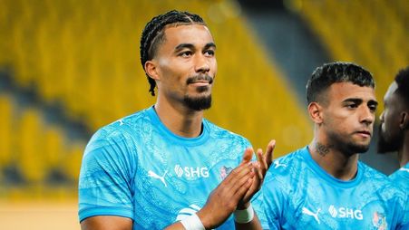 NEOM SC's French defender Nathan Zeze