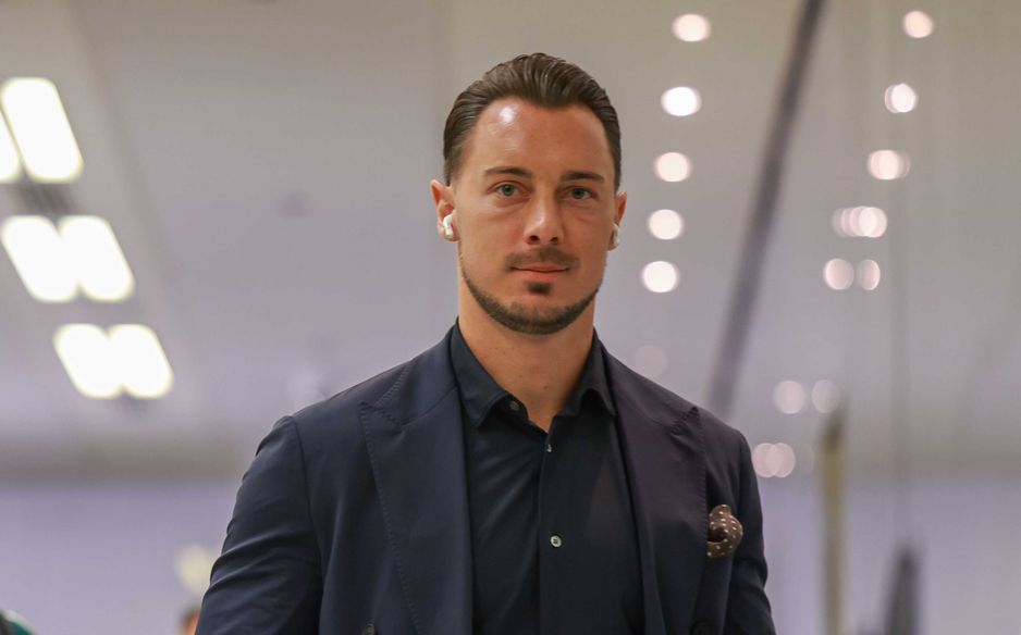 يتفرد يايسله بين جميع المدربين في دوري روشن السعودي بالانتصار مرتين على جيسوس مدربًا للهلال والنصر