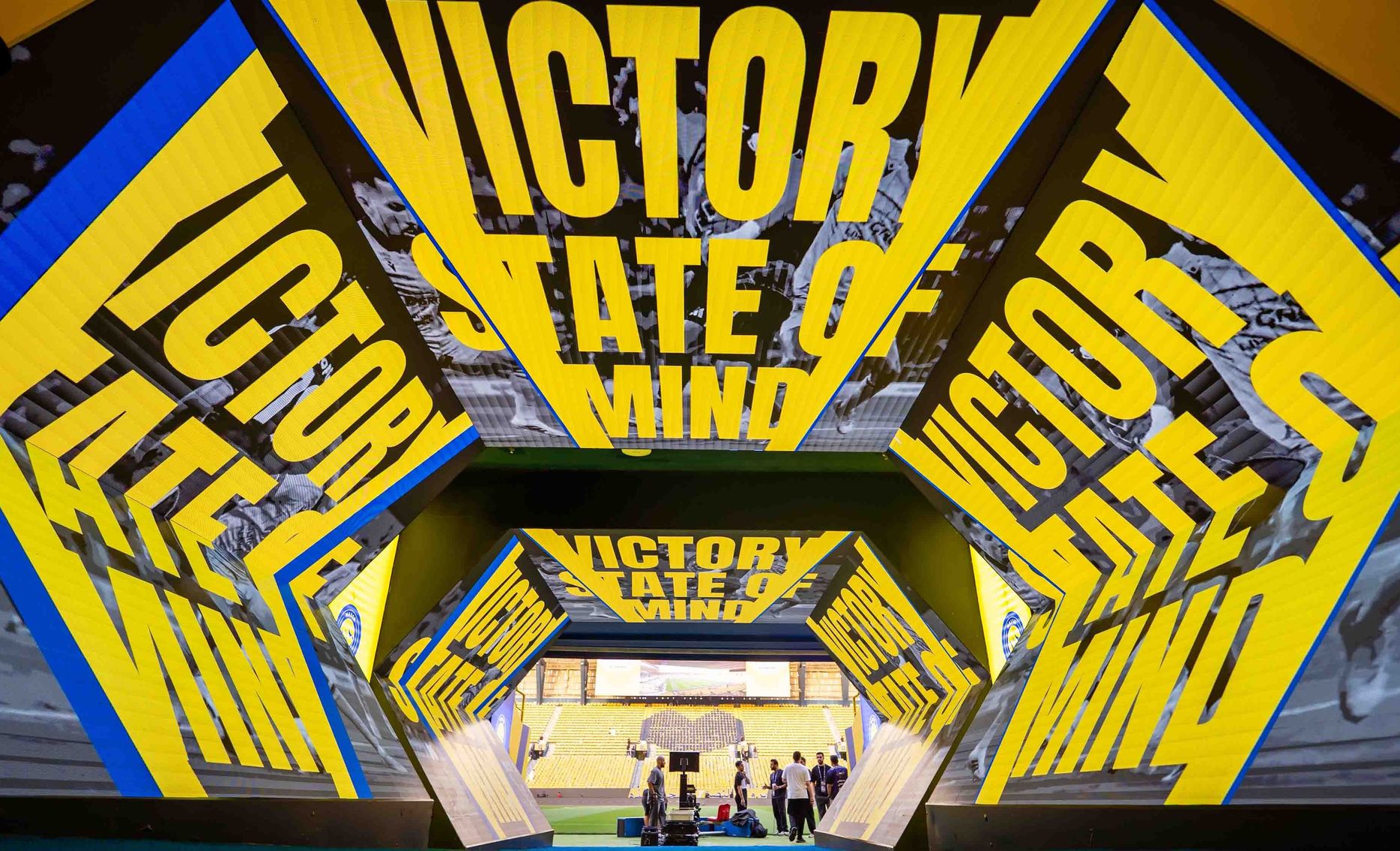 ملعب النصر قبل انطلاق القمة مع الأهلي