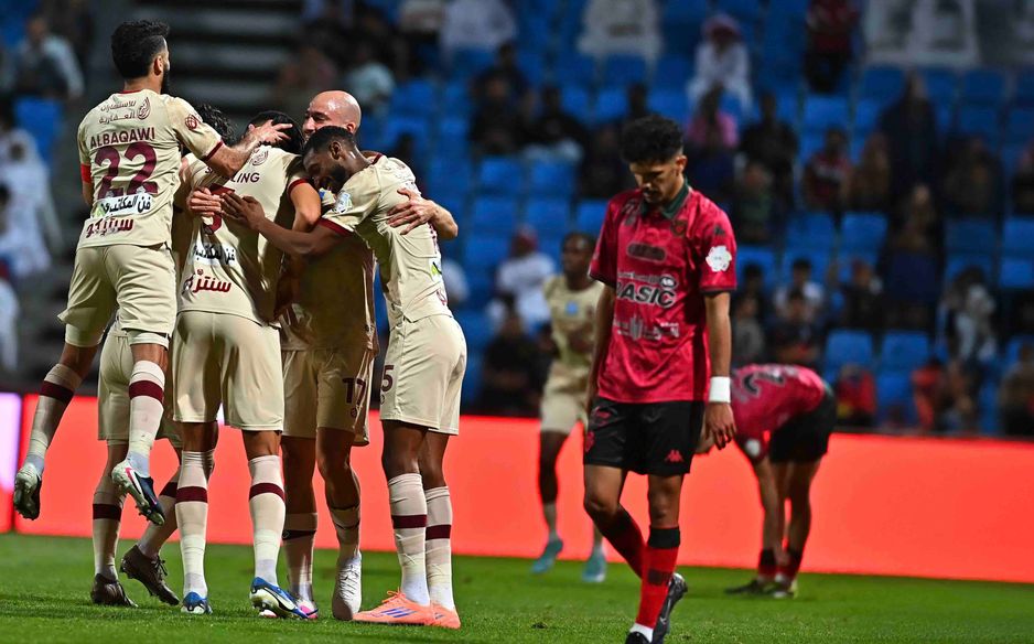 أي نقطة يكسبها الفيحاء أو يفقدها منافسه في الجولة المقبلة فريق الرياض تبقي رفاق كريس سمولينغ في دوري روشن السعودي