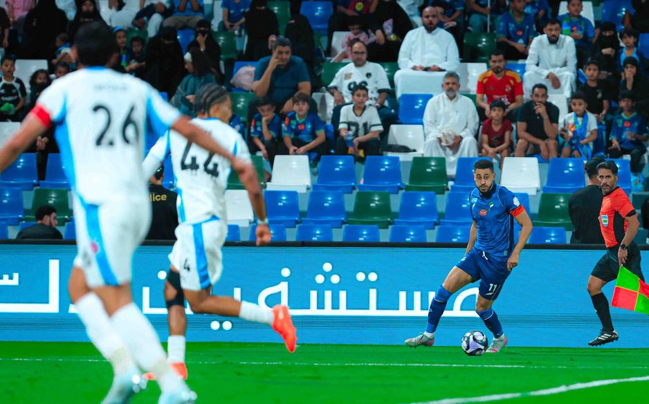 أزعج باتنا دفاعات نيوم منذ مشاركته بديلًا في الشوط الثاني