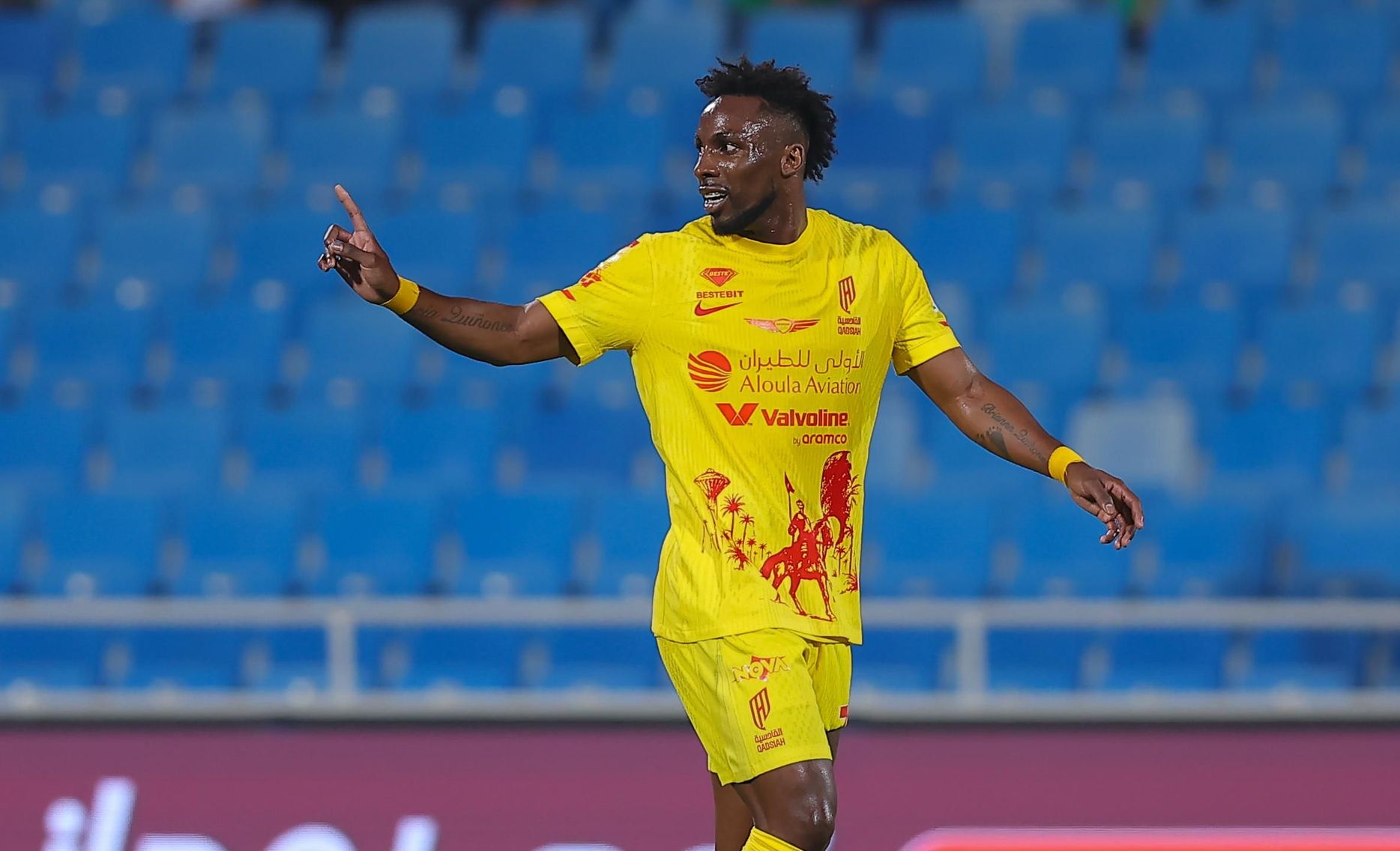A Julian Quinones double at Al Riyadh moves the Al Qadsiah hotshot top of RSL scoring charts