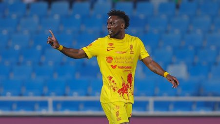 A Julian Quinones double at Al Riyadh moves the Al Qadsiah hotshot top of RSL scoring charts