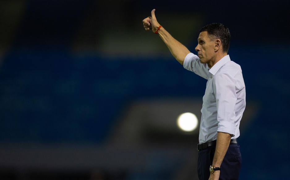 New Al Khaleej manager Gus Poyet leads team to his first RSL win, at home to Al Najmah