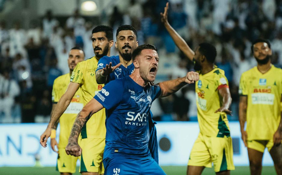 يحافظ الهلال على سجله خاليًا من الخسائر في 39 مباراة