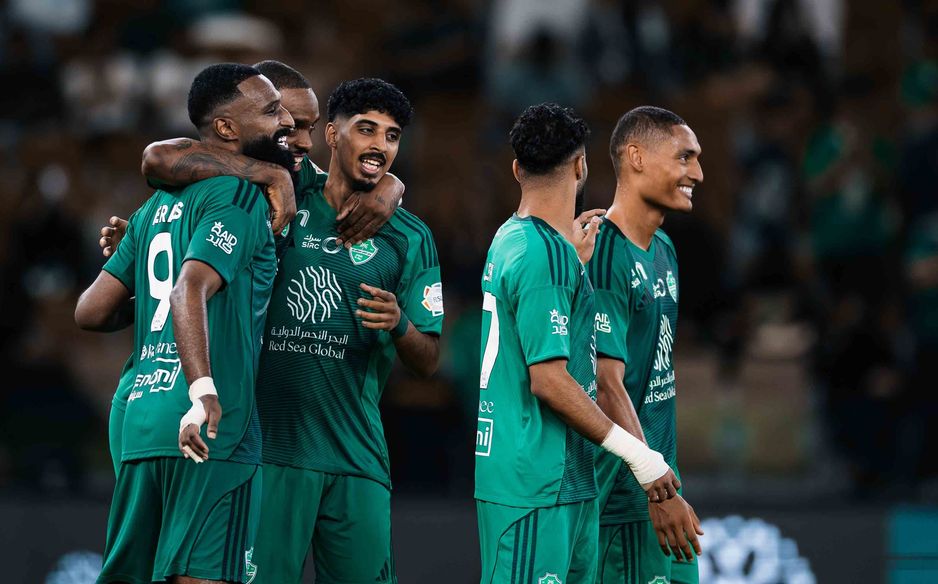 سيخرج الأهلي تلقائيًا من صراع اللقب في حال انتصر النصر على الشباب