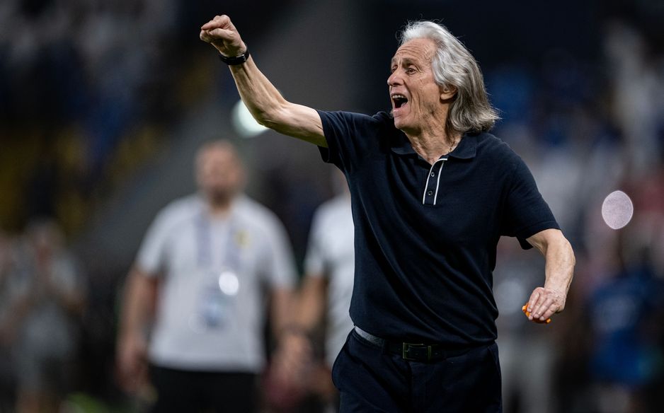 مدرب النصر جيسوس يحث فريقه على مواصلة الضغط