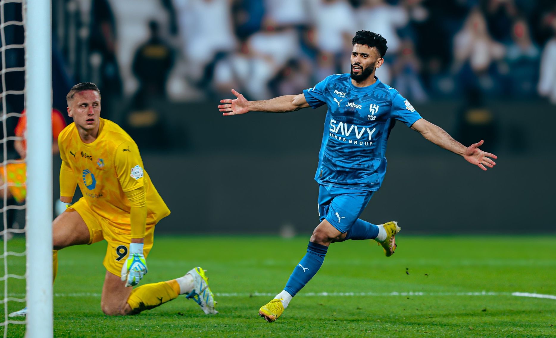 Sultan Mandash scores for Al Hilal v NEOM SC