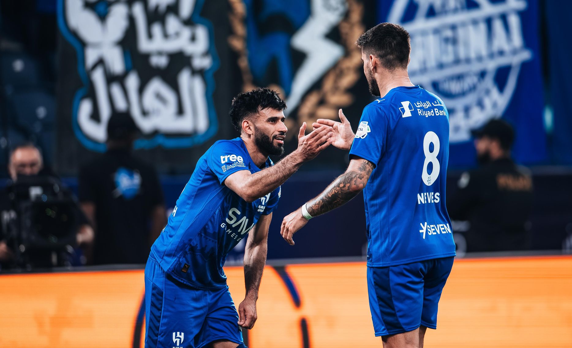 Sultan Mandash and Ruben Neves get goals for Al Hilal v NEOM SC