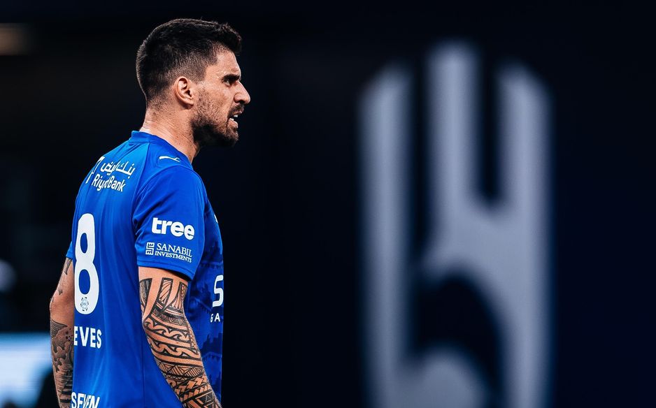 Ruben Neves dari Al Hilal adalah satu dari empat bintang RSL yang dipanggil oleh Portugal