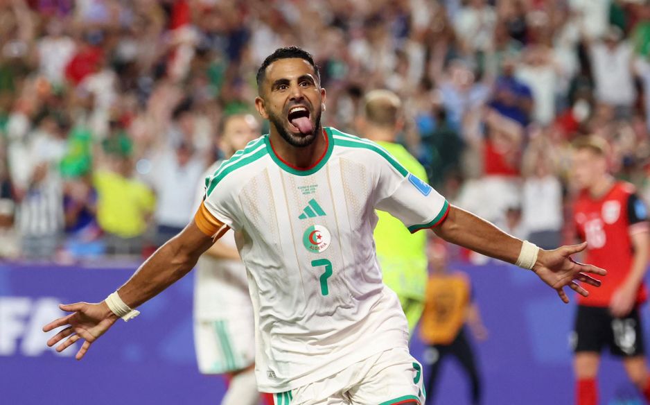 رياض محرز لاعب الأهلي يسجل للجزائر أمام النمسا في مونديال 2026