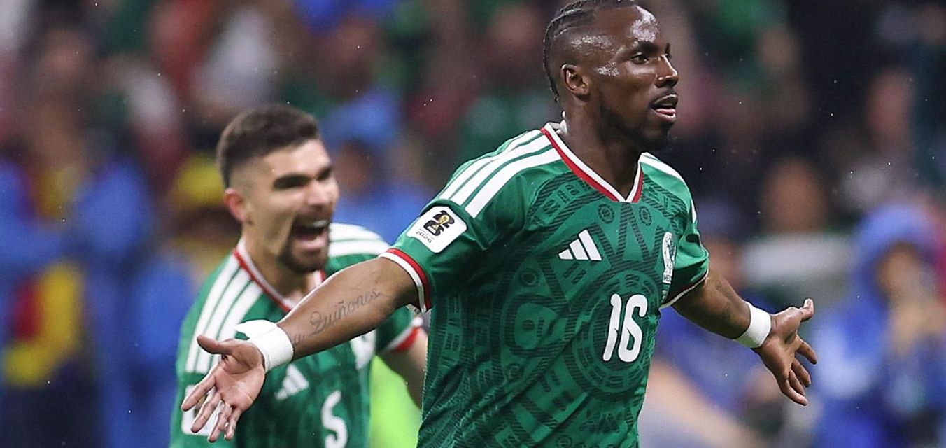 Al Qadsiah star Julian Quinones opens scoring for Mexico v Ecuador at 2026 FIFA World Cup