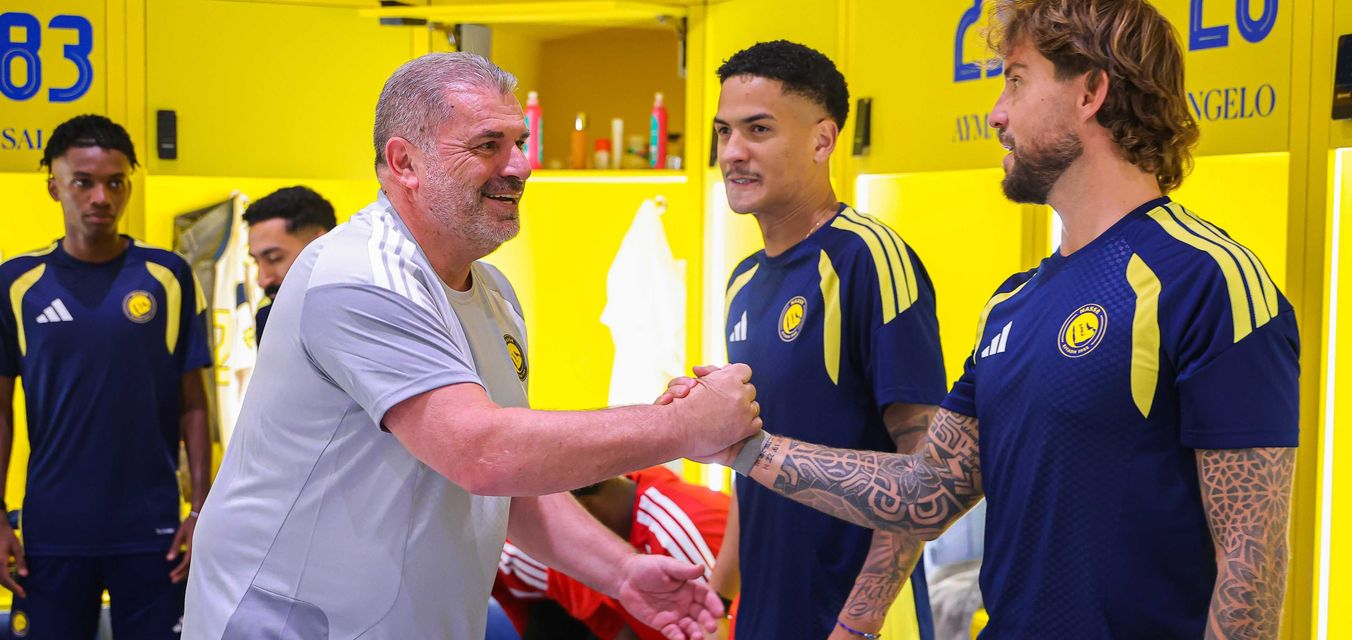 بوستيكوغلو في لقائه الأول بلاعبي النصر