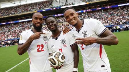 Ivan Toney (L) celebrates England's bronze at FIFA World Cup after France win