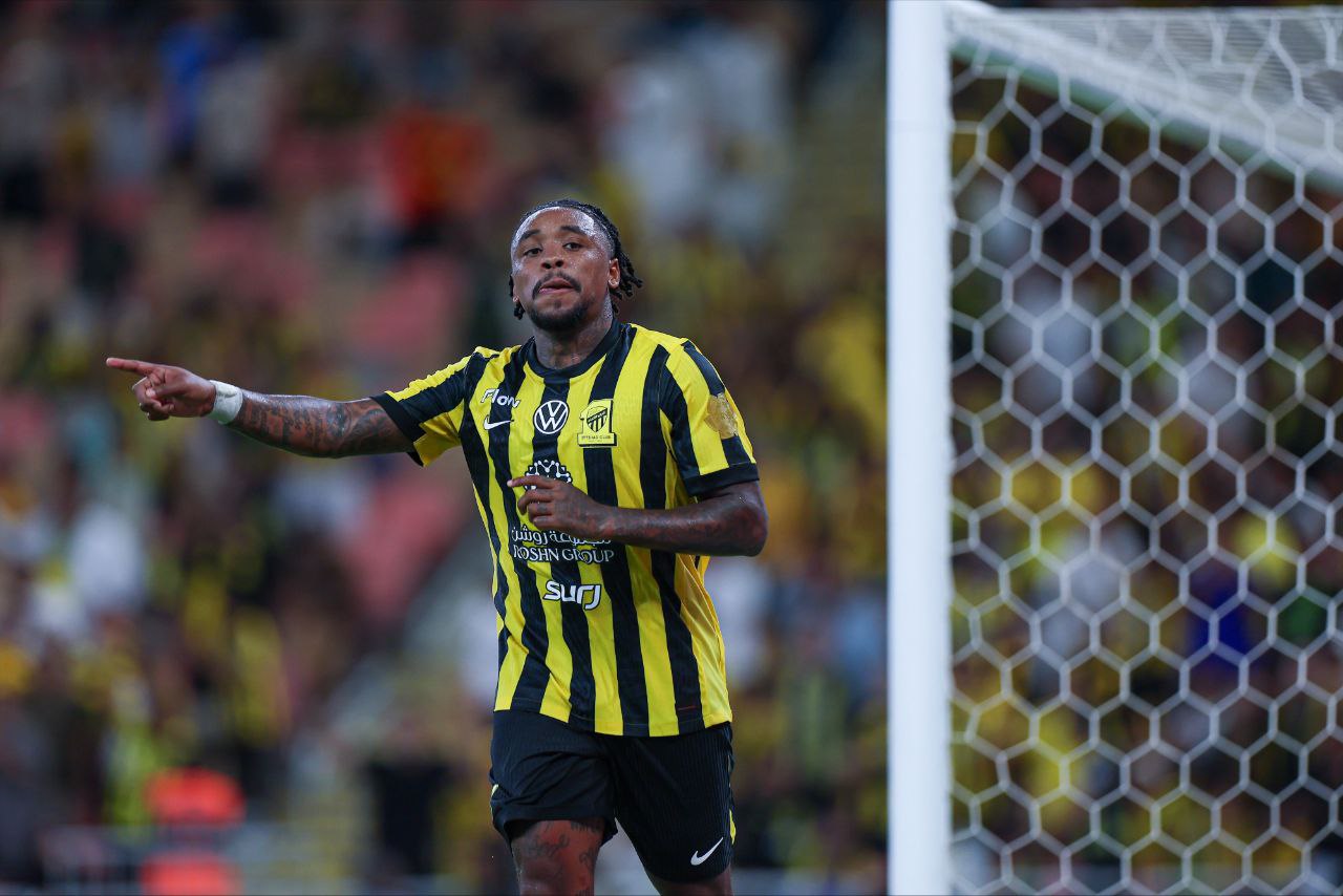 الاتحاد يتغلب على الفتح 4-2 في مباراة مثيرة بدوري روشن السعودي